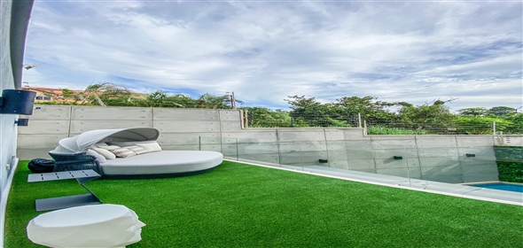 Terrazas del Country Res Mykonos Valencia Carabobo, 2001 | Spectacular House in Terrazas del Country Res Mykonos