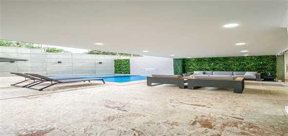 Terrazas del Country Res Mykonos Valencia Carabobo, 2001 | Spectacular House in Terrazas del Country Res Mykonos