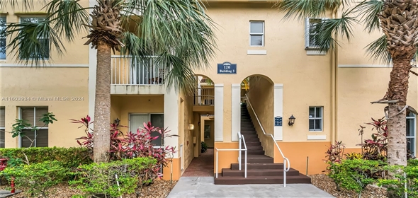 120 Jacaranda Country Club Dr # 206 Plantation Florida, 33324 | Beautiful Condo