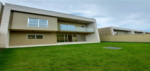 Cumbres de Guataparo Valencia Carabobo, 2001 | TOWNHOUSE EN CUMBRES DE GUATAPARO