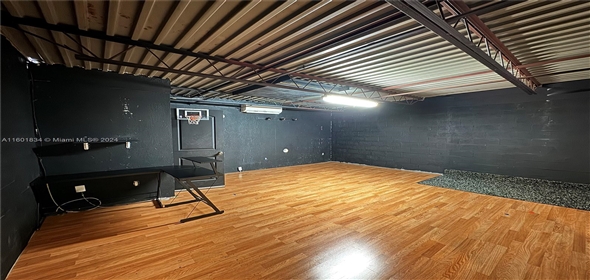 1935 W 76th St # 3 Hialeah Florida, 33014 | Commercial Property