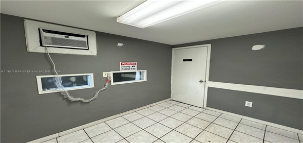 1935 W 76th St # 3 Hialeah Florida, 33014 | Commercial Property
