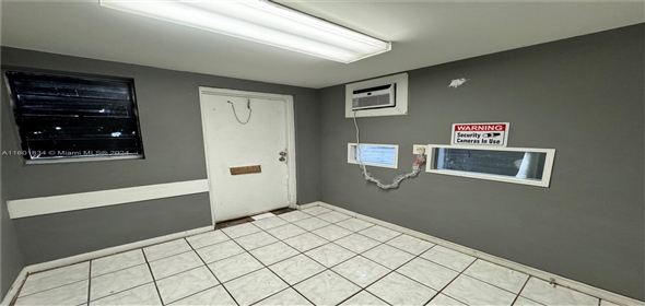 1935 W 76th St # 3 Hialeah Florida, 33014 | Commercial Property