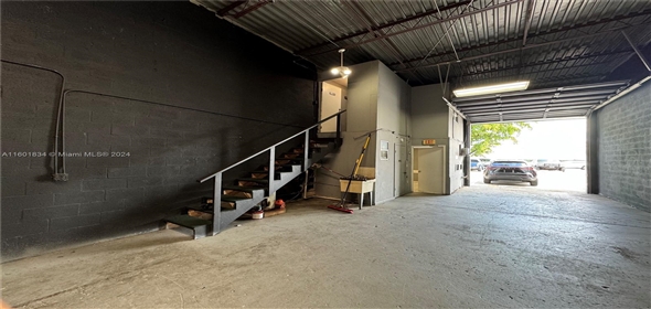 1935 W 76th St # 3 Hialeah Florida, 33014 | Commercial Property
