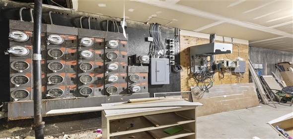 32-48 Huntington St Hartford Connecticut, 06105 | Exceptional Multifamily Conversion Opportunity