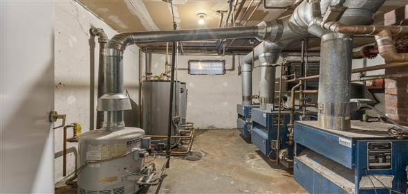 32-48 Huntington St Hartford Connecticut, 06105 | Exceptional Multifamily Conversion Opportunity