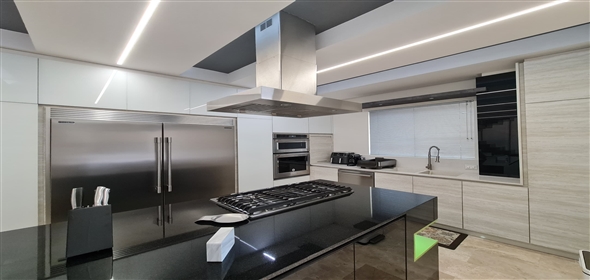 Cumbres de Guataparo Valencia Carabobo, 2001 | Semi-furnished Townhouse in Cumbres de Guataparo-Valencia