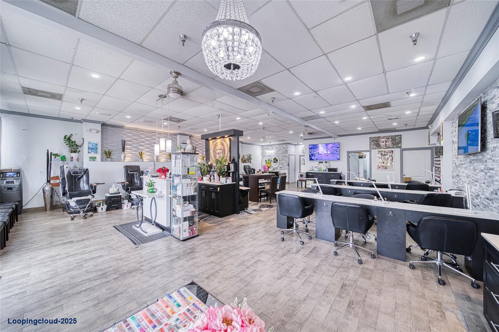 Beauty Salon For Sale In Flagler Street