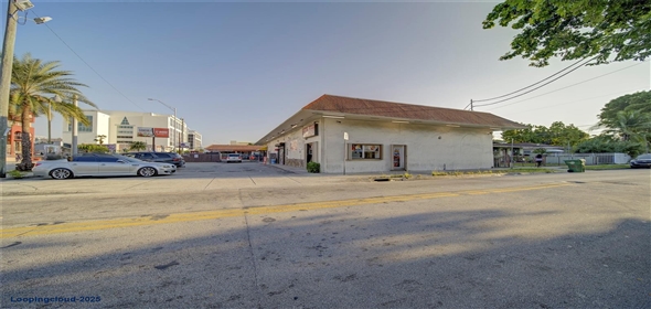 Little Havana Miami Florida, 33128 | Cafeteria & Market For Sale