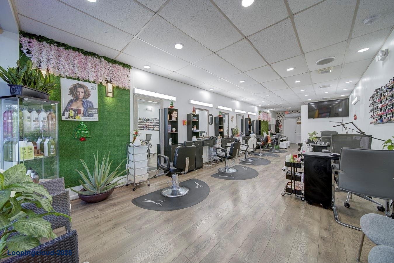 Full-Service Beauty Salon