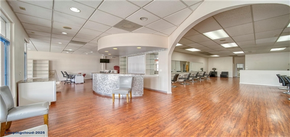 1 Coral Springs Florida, 33071 | Full-Service Beauty Salon