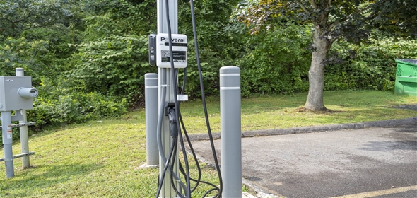 92 Brookside Rd Waterbury Connecticut, 06708 | Beautiful Commercial property