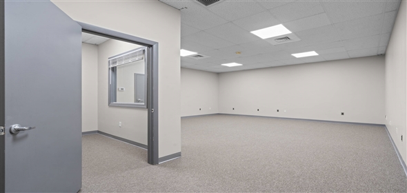 92 Brookside Rd Waterbury Connecticut, 06708 | Beautiful Commercial property