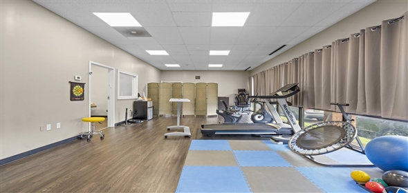 92 Brookside Rd Waterbury Connecticut, 06708 | Beautiful Commercial property