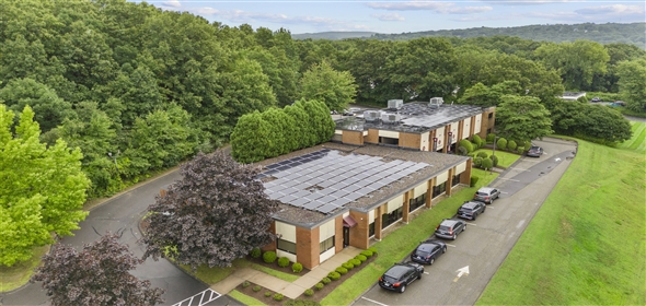 92 Brookside Rd Waterbury Connecticut, 06708 | Beautiful Commercial property