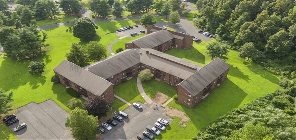 64 Avonwood Rd Avon Connecticut, 06001 | Exceptional Multifamily