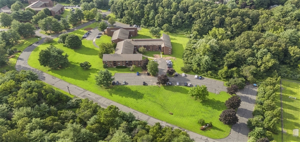 64 Avonwood Rd Avon Connecticut, 06001 | Exceptional Multifamily