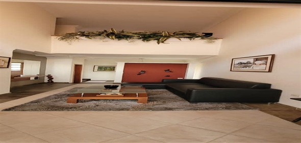 Urb La Montaña, Mañongo Valencia Carabobo, 2001 | Stunning Townhouse in Mañongo