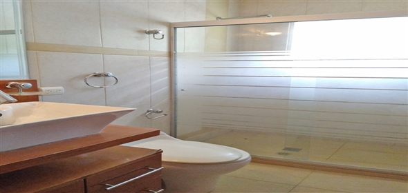 El Parral Urbanization - Urbanización El Parral Valencia Carabobo, 2001 | House for Sale in El Parral Urbanization