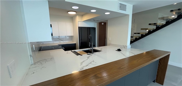 7899 NE Bayshore Ct 2E Miami Florida, 33138 | Stunning Apartment