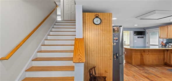 23 River Rd, East Lyme, CT 06333 East Lyme Connecticut, 06333 | Beautiful single family home