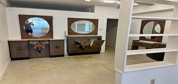 73-77 Connecticut Blvd East Hartford Connecticut, 06108 | Beautiful Retail space