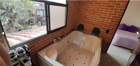 Barrio Suramérica Itagui Antioquia, 050554 | House in Suramérica, Itagui - Casa en Suramérica, Itagui