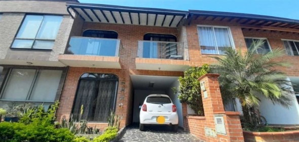 Barrio Suramérica Itagui Antioquia, 050554 | House in Suramérica, Itagui - Casa en Suramérica, Itagui