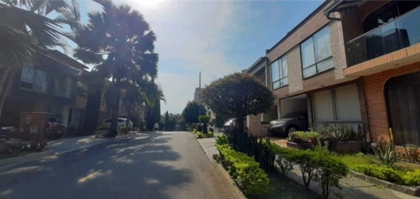 Barrio Suramérica Itagui Antioquia, 050554 | House in Suramérica, Itagui - Casa en Suramérica, Itagui