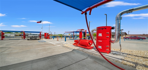 7210 E 22nd St Tucson Arizona, 85710 | Blue Whale Car Wash