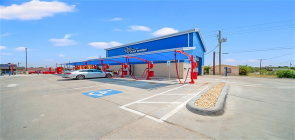 7210 E 22nd St Tucson Arizona, 85710 | Blue Whale Car Wash