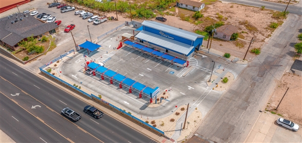 7210 E 22nd St Tucson Arizona, 85710 | Blue Whale Car Wash