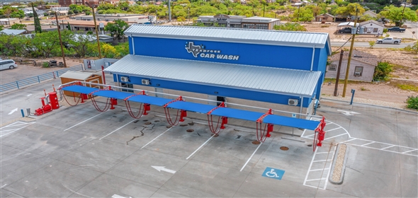 7210 E 22nd St Tucson Arizona, 85710 | Blue Whale Car Wash