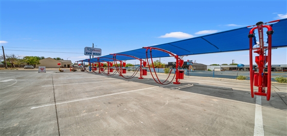 7210 E 22nd St Tucson Arizona, 85710 | Blue Whale Car Wash
