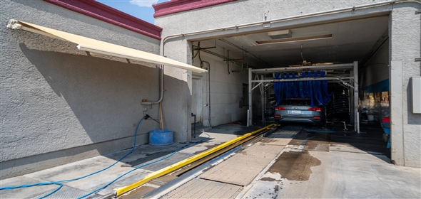 6611 N Thornydale Rd Tucson Arizona, 85741 | Blue Whale Car Wash