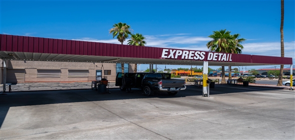 7210 E 22nd St Tucson Arizona, 85710 | Blue Whale Car Wash