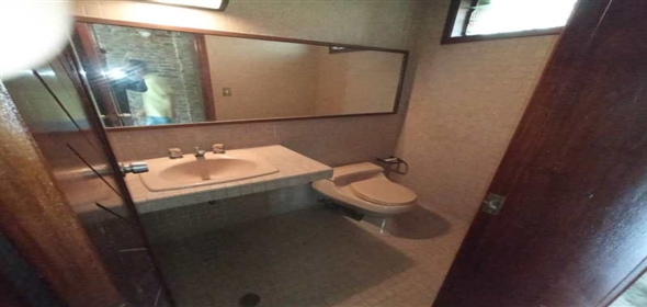 Guataparo Country Club Valencia Carabobo, 2001 | Splendid House in Guataparo Country Club