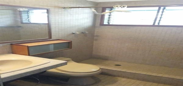 Guataparo Country Club Valencia Carabobo, 2001 | Splendid House in Guataparo Country Club