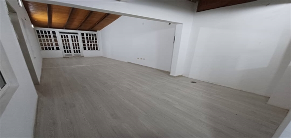 Urb Valle de Oro, San Diego Carabobo, 2006 | Splendid Family House-  Casa en Urb. Valle de Oro