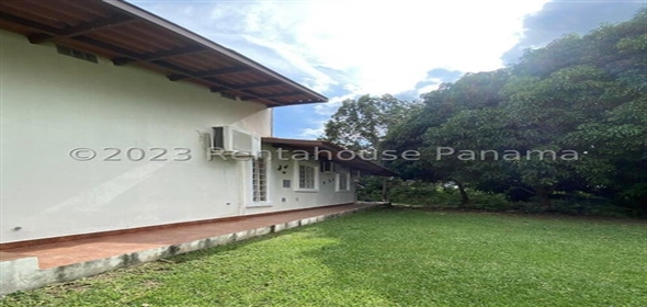 Las Lajas Panama City Panamá Province, 07028 | Cozy Furnished Home in Las Lajas, Chame