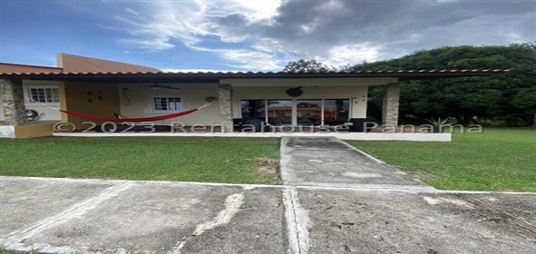 Las Lajas Panama City Panamá Province, 07028 | Cozy Furnished Home in Las Lajas, Chame