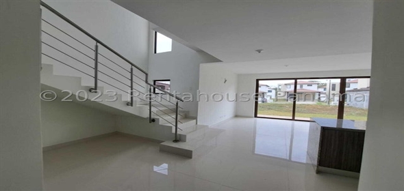 Costa Verde, Conjunto Residencial River View Panama City Panamá Province, 07001 | Stunning House - Hermosa Casa en Costa Verde