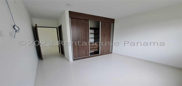 Costa Verde, Conjunto Residencial River View Panama City Panamá Province, 07001 | Stunning House - Hermosa Casa en Costa Verde