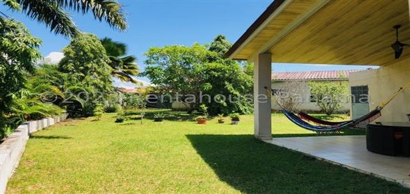 Chorrera Panama City Panamá Province, 07064 | Splendid Family House - Casa en Chorrera