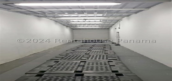 Rio Abajo Panama City Panamá Province, 07100 | Spacious Commercial Warehouse for Sale
