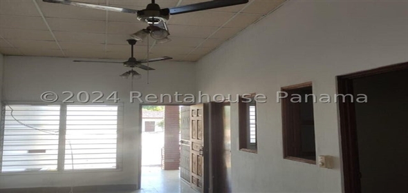 La Villa de Los Santos Los Santos Los Santos, 06040 | Convenient House - Casa en La Villa de Los Santos