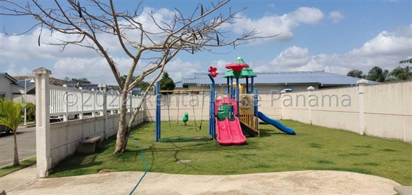 Playa Dorada - Vista Alegre Arraiján Panamá Province, 07006 | Charming Beachside Home for Rent in Playa Dorada