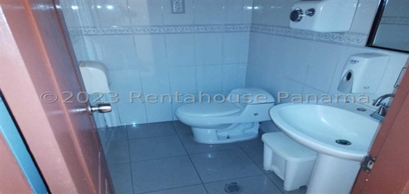 Colón Colon Colon, 03041 | Convenient Industrial Building - Galera en Colón