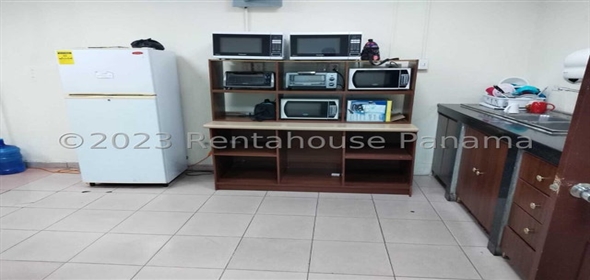 Colón Colon Colon, 03041 | Convenient Industrial Building - Galera en Colón