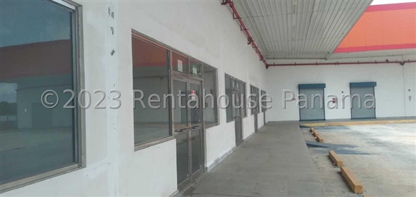 Las Tablas Las Tablas Los Santos, 06001 | Commercial Space for Rent on Main Road